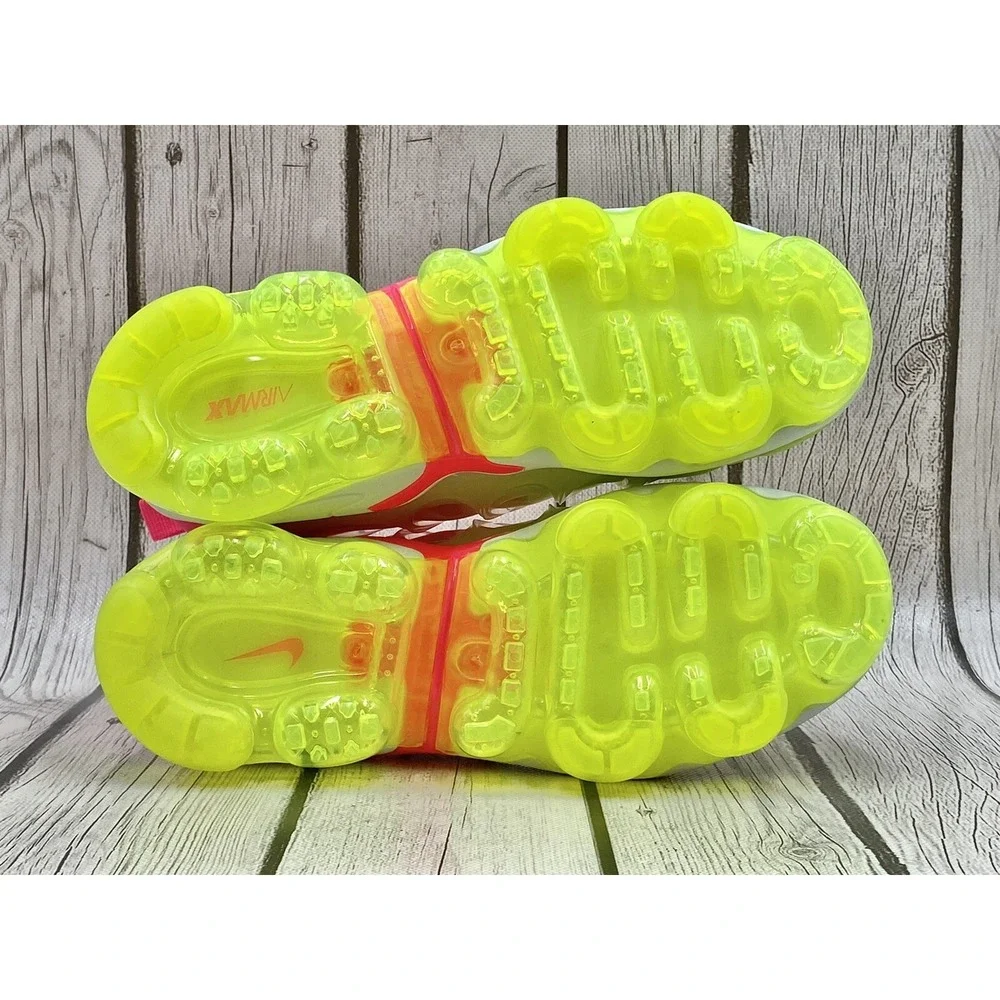 Size 5 - Nike Women's Air VaporMax Plus Pink Volt Gradient DC2045‎ 900